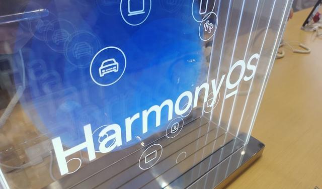 华为鸿蒙系统|生死线不是伪命题!虽然有3亿用户,但是HarmonyOS3.0依然很危险