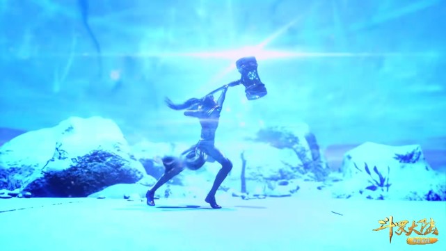 昊天锤|斗罗:五大长老合击不过如此,唐三用昊天锤接下攻击,并发现弱点