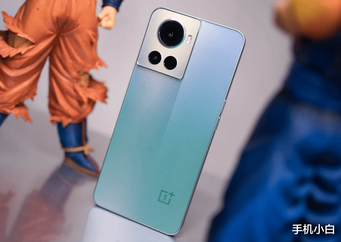 电池|2022上半年盘点，7款最佳国产手机出炉，覆盖多个价位与各种领域