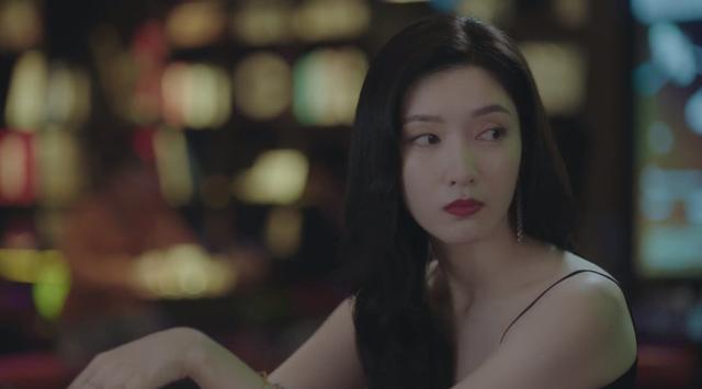 西安|《女士的法则》江疏影演律师，一集换三五套衣服，把职场当秀场？