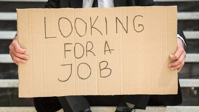 Safari|失业+中年危机，被裁后的互联网人该何去何从？