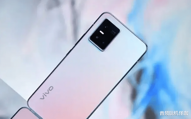 |买手机不要盲目跟风,尤其是买新不买旧,简直是非常误人