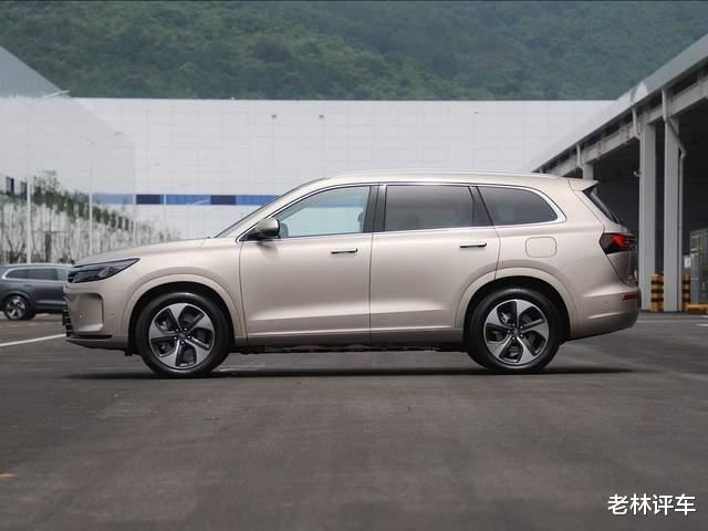 华为撑腰，AITO问界M7正式上市，售31.98万元起，目标瞄准理想ONE