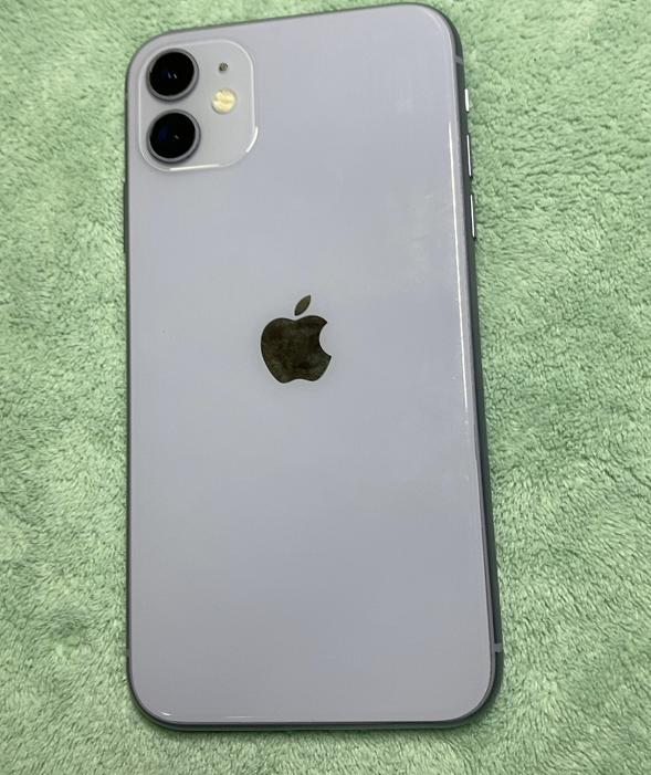 红米手机|粉丝某网店买iPhone11遇翻新机，商家：原装正品的置换机！