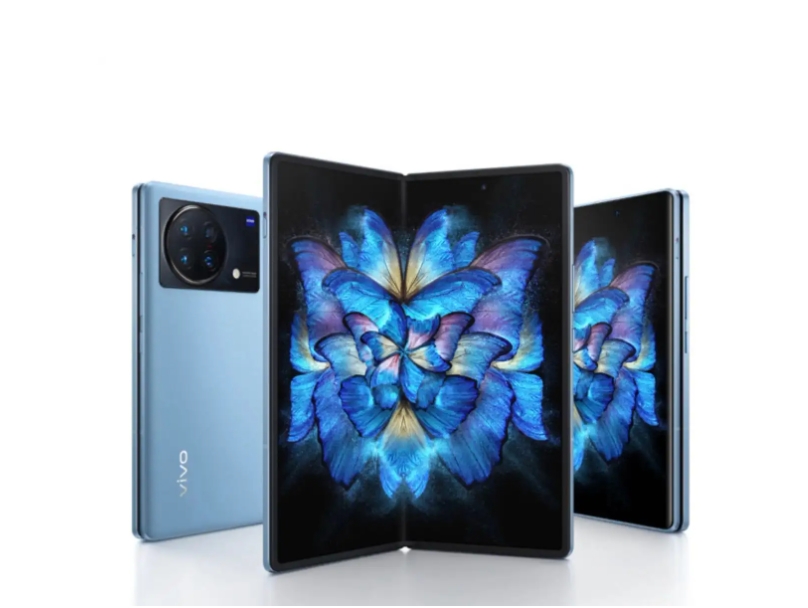 折叠屏|折叠屏手机vivoXfold,配置整个拉满的旗舰机,最大的问题是软件适配