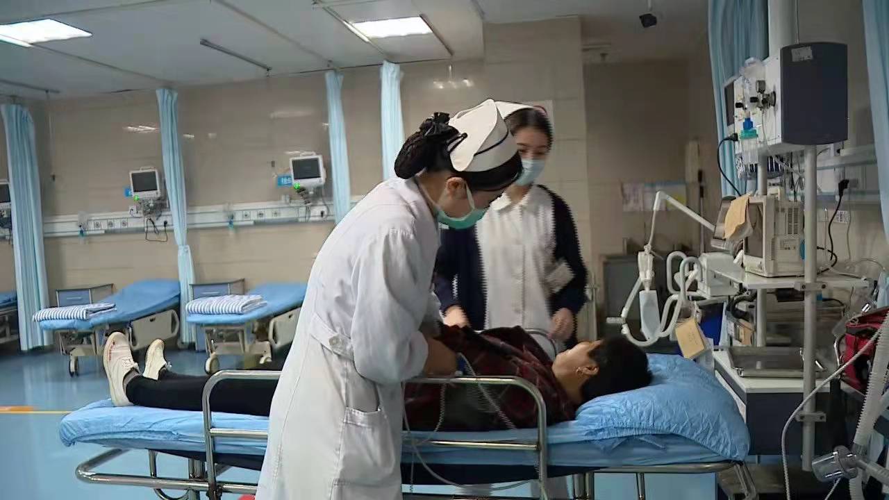 白发|“伤肝王”被揪出，炒菜常放这“1料”，或等于服毒，小心肝癌缠上身