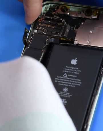 苹果|为平凡而伟大的消防英雄扩容他的苹果12