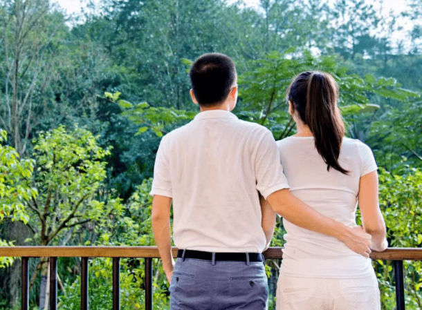 一般来说,婚后的最初三年,是巩固爱情的关键时期