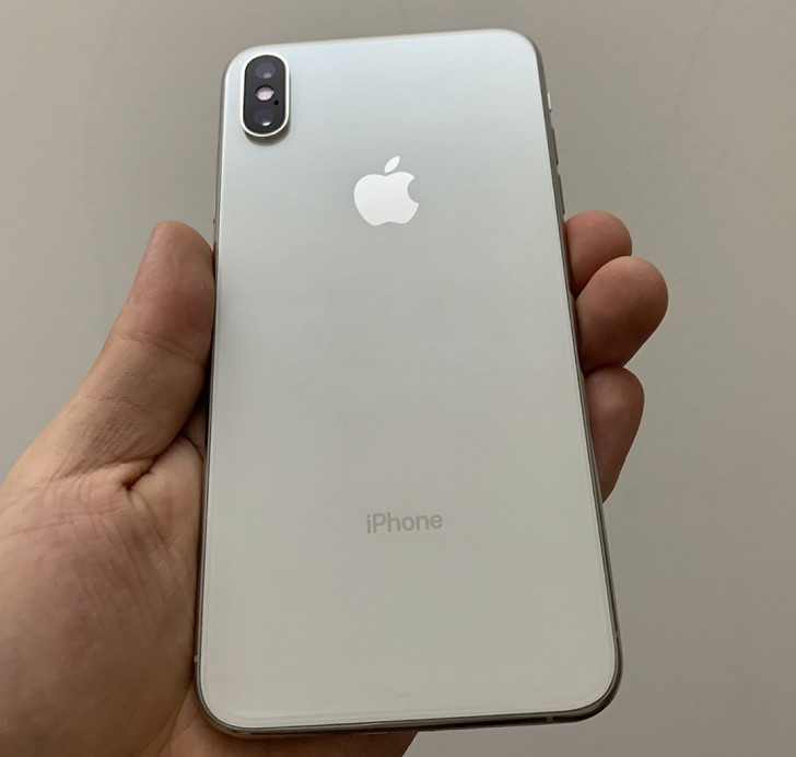 苹果|网友买到华强北翻新iPhone,商家却坚持说是原装机,只因验机报告全绿!