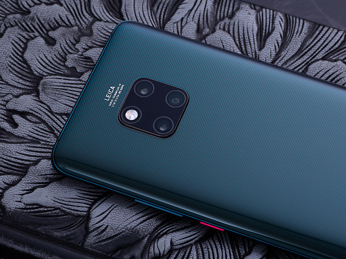 华为mate20pro|华为Mate20Pro,放现在依旧抗用,厉害了华为!