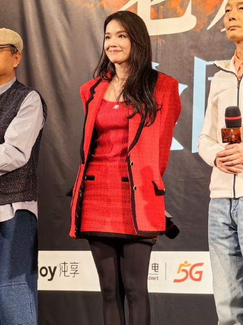上的三朵花，舒淇、关晓彤、虞书欣。 ​​​