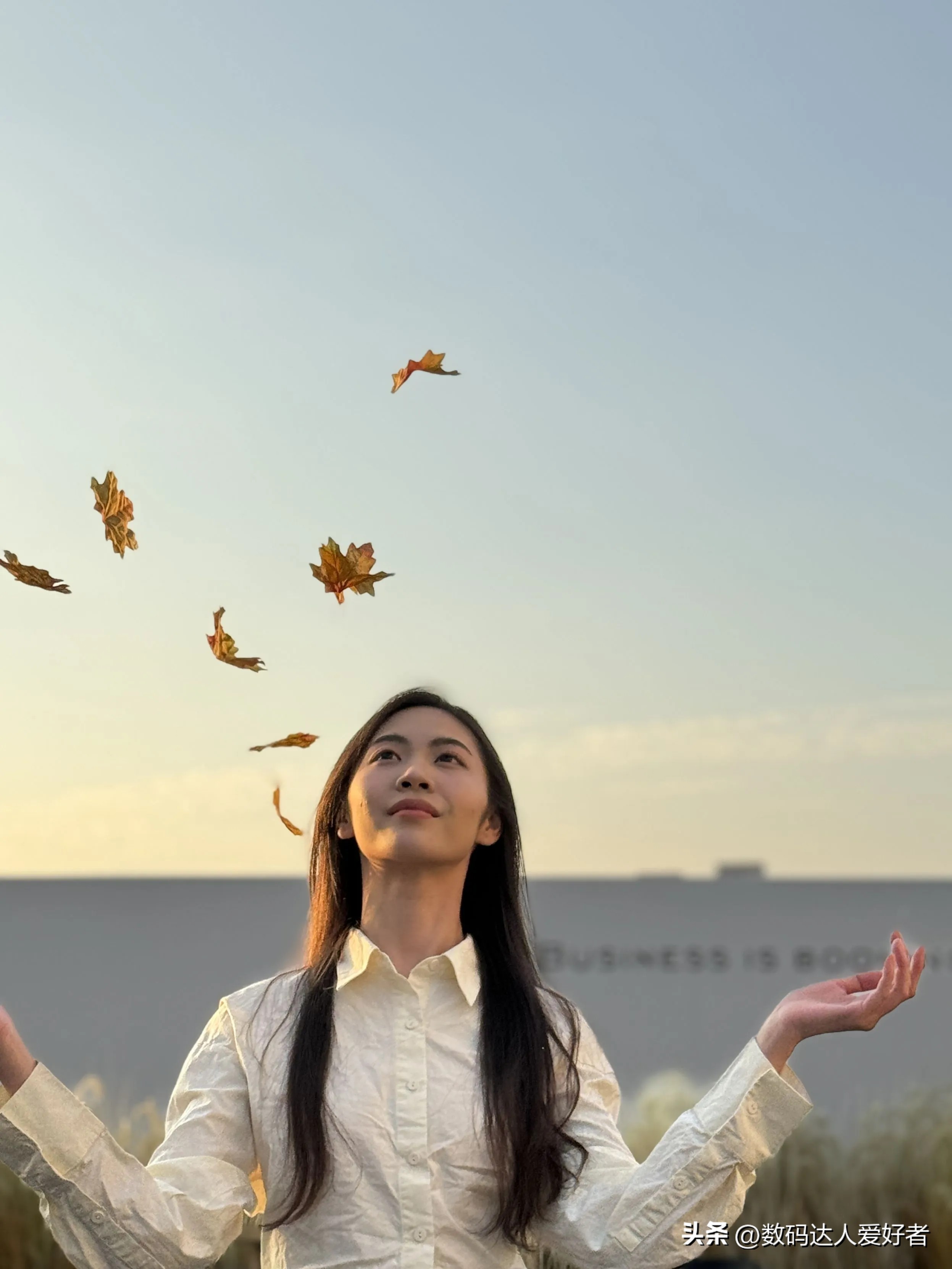 左边是小米拍的，右边是华为拍的，这差距真的很明显