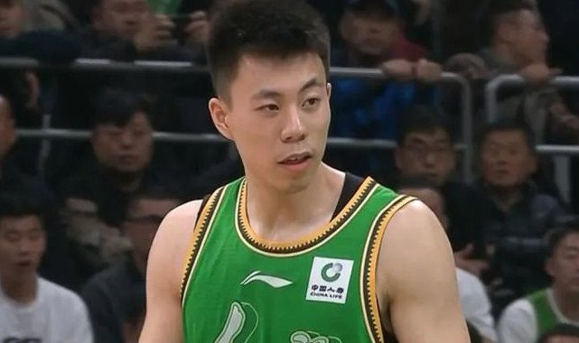 广厦99:86双杀辽宁，我居然产生三大不可思议！
1、辽宁输球问题的本质在胡金秋