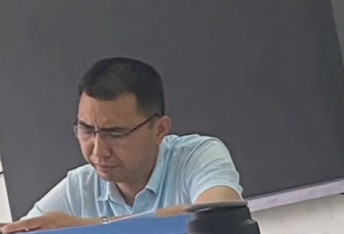 老师批改卷子分四步
