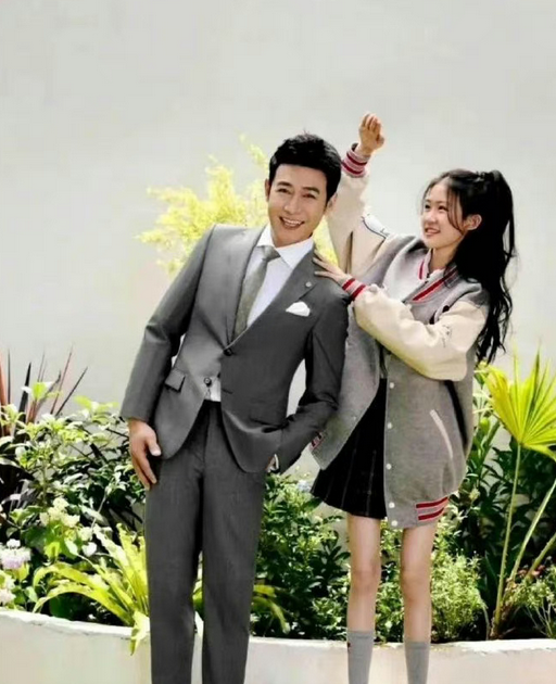 陆毅女儿的腿也太瘦了吧 ​​​