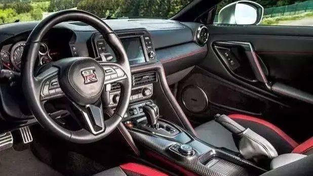 “电子手刹”和“机械手刹”有多大区别？别弄错了