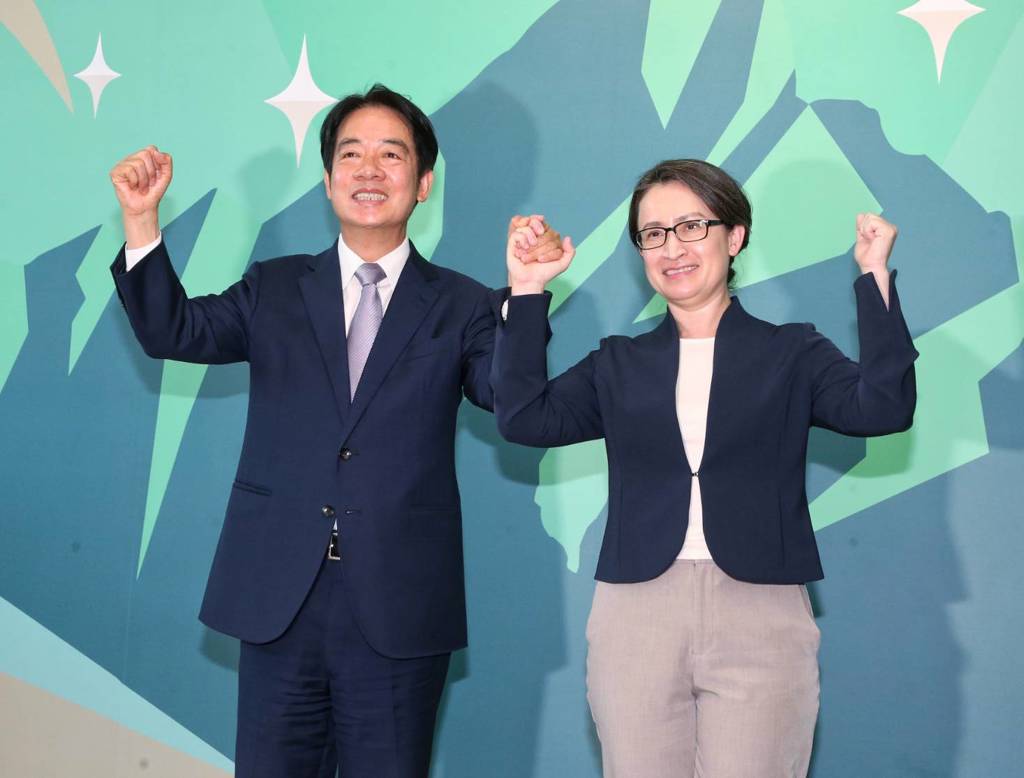 非常有趣！国民党前副秘书长蔡正元另类点评蓝绿白三组人马：三个副手候选人赵少康、萧