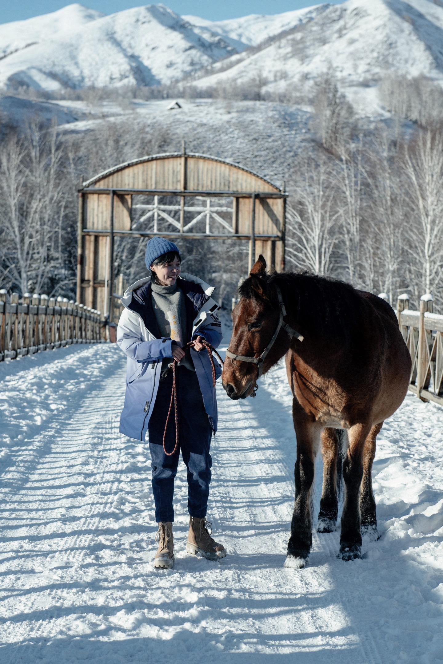 去北疆禾木和喀纳斯的看雪吧（附攻略）

冬日北疆随手一拍就是治愈的电影画面呀 雪