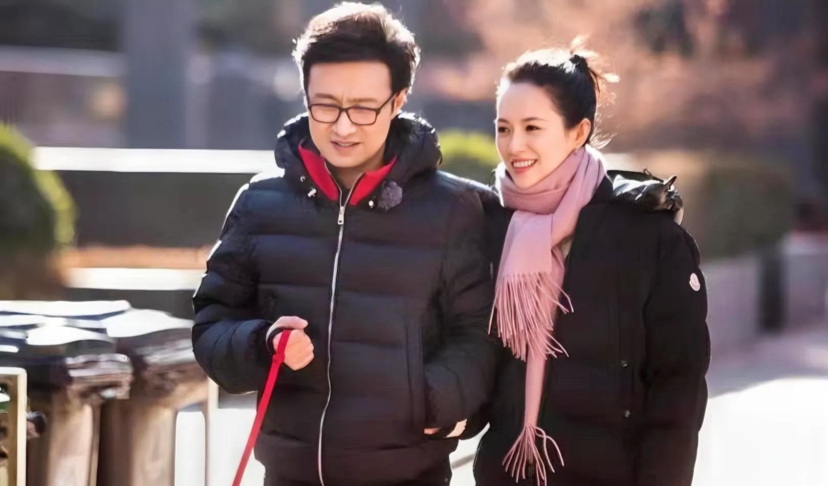 章子怡谈汪峰的七大缺点！
1、晚上睡觉打呼噜
2、穿衣搭配缺乏审美
3、遇到事情