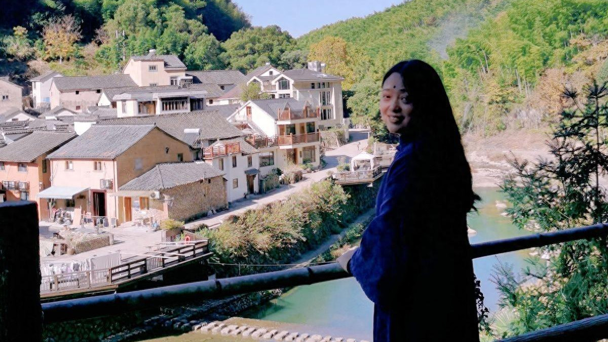 隐居山村的疗愈系插画师-香香