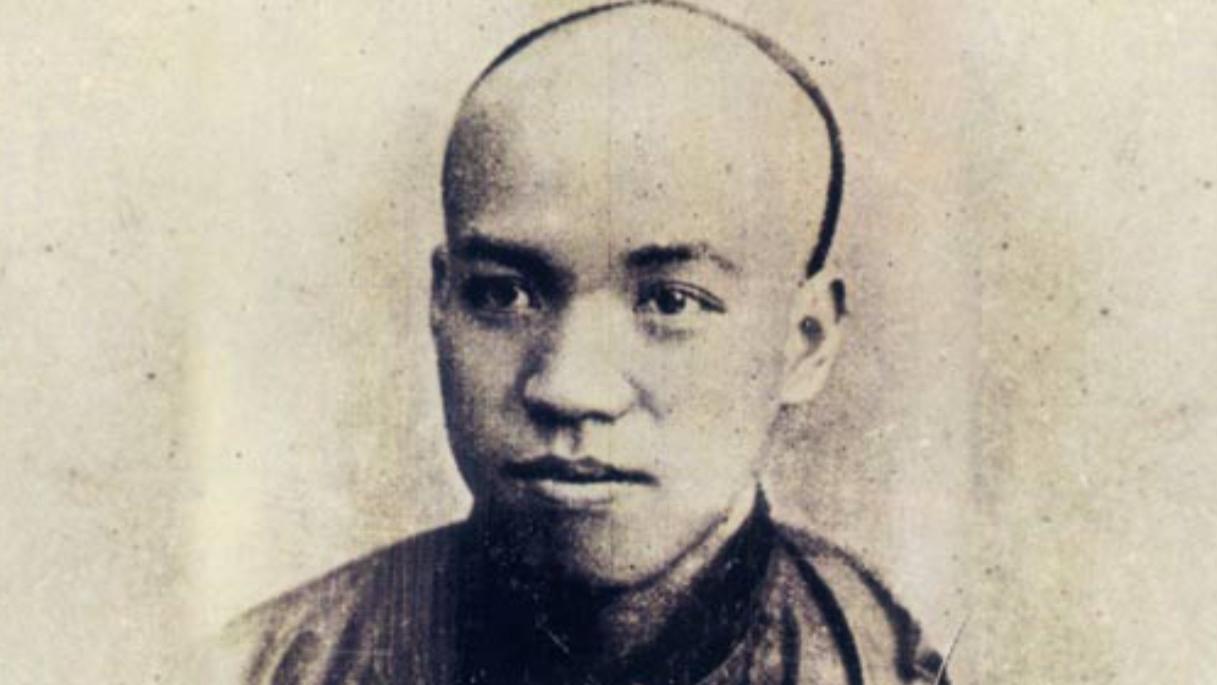 慈禧下旨，挖平梁启超祖坟，李鸿章照做后，却被梁启超连声称赞！