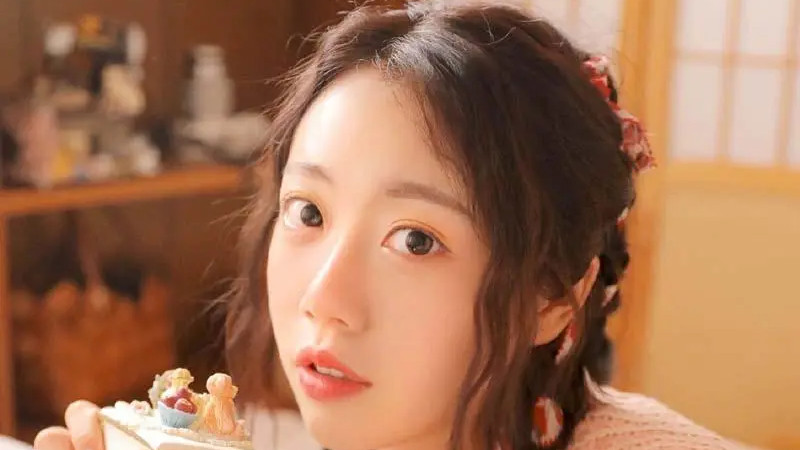 未婚夫为了小三高调宣布退婚，而我动动手渣男便付出了代价