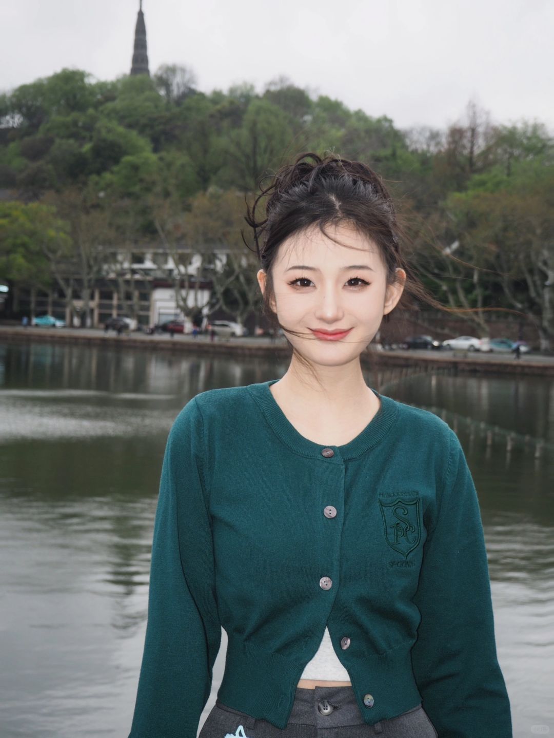 发在朋友圈的穿搭vs真实穿搭｜🔗分享
好久没发穿搭合集分享了吼吼