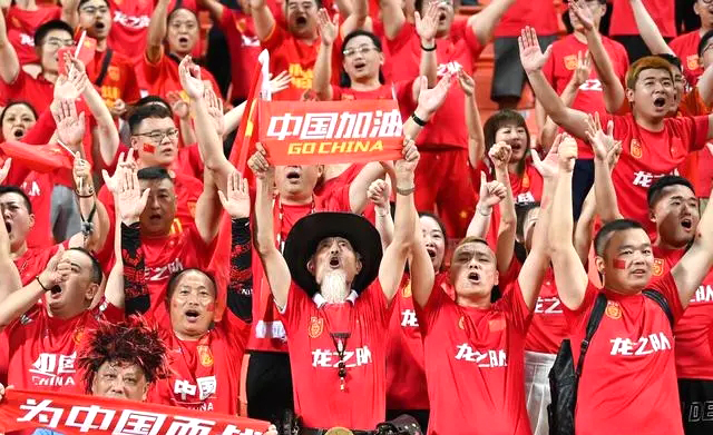   恭喜国足取得开门红！在世预赛亚洲区36强赛C组，中国男足客场2-1逆转泰国男
