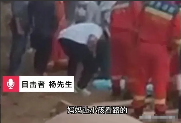 “永远不知道，意外和明天哪个先来！”江苏常州，一女子驾车带女儿回村，由于进村的小