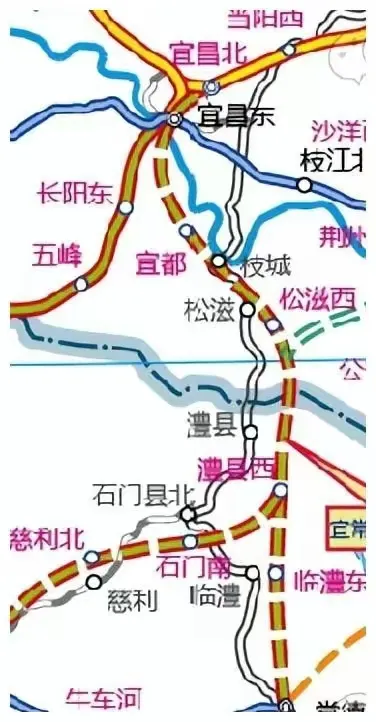 呼南高铁线路确定，澧县赢了！
      呼南高铁宜常段线路确定，采用东线方案。