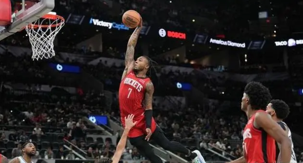 看霍姆格伦打球，不要盯着他的天赋！
身高臂展是霍姆格伦的优势，但并不是全部。在最