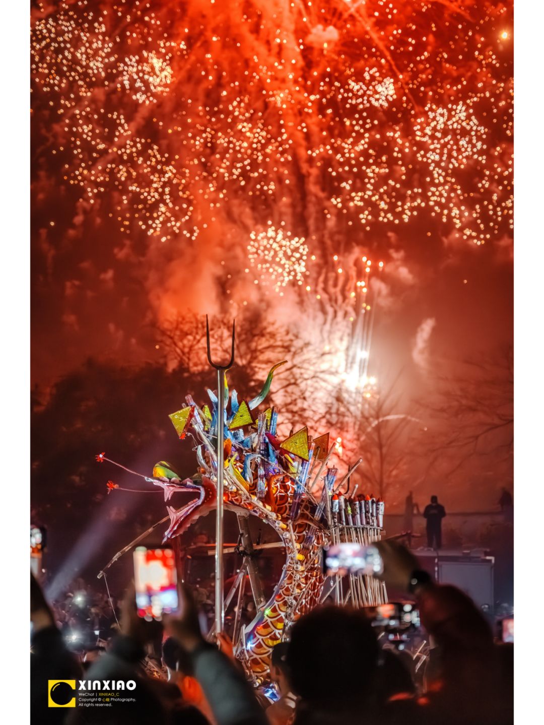 丰顺烧龙🔥🐲匠心传非遗❗火龙舞盛世
左滑，感受烧火龙现场盛景。👉👉👉
