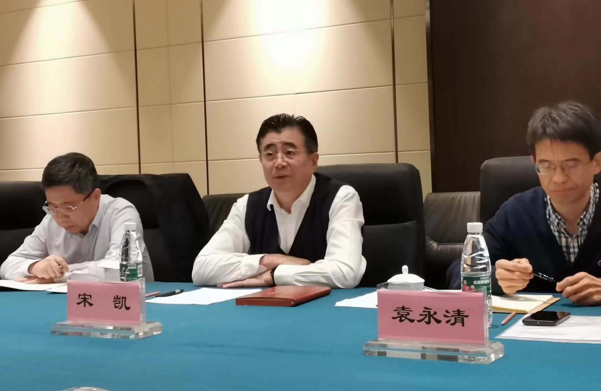 上午8点半，宋凯下决心，国足新要求公布，球员直呼受不了！
足协领头人宋凯即将落实