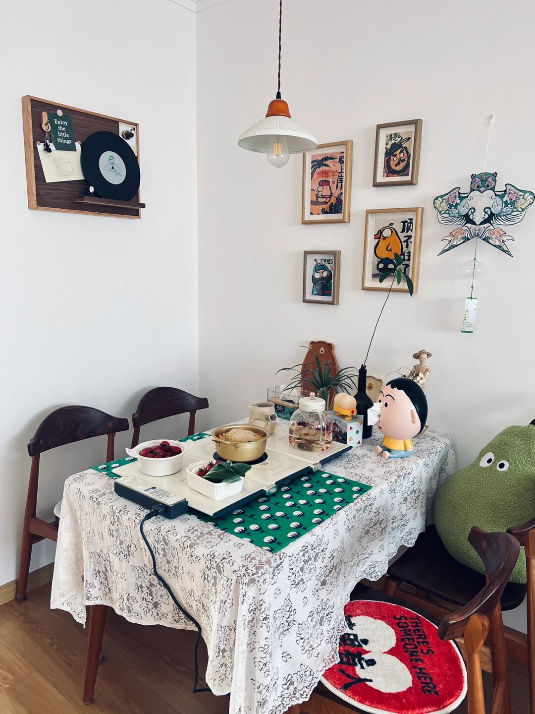 31岁的已婚博主｜不精致的生活
90后，30+，双鱼座，已婚无娃
这些词语似乎是