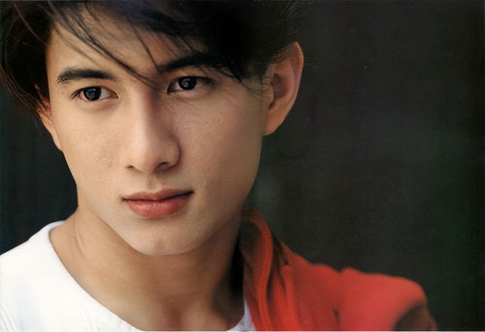 53岁的吴奇隆:尽管岳母比自己小2岁,给她尽孝也能坦然