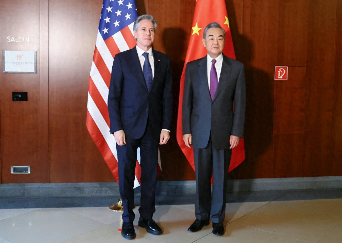 中美外长谈了2个小时，美方罕见透露中东情报，中方连提2个要求。2月16日，第60