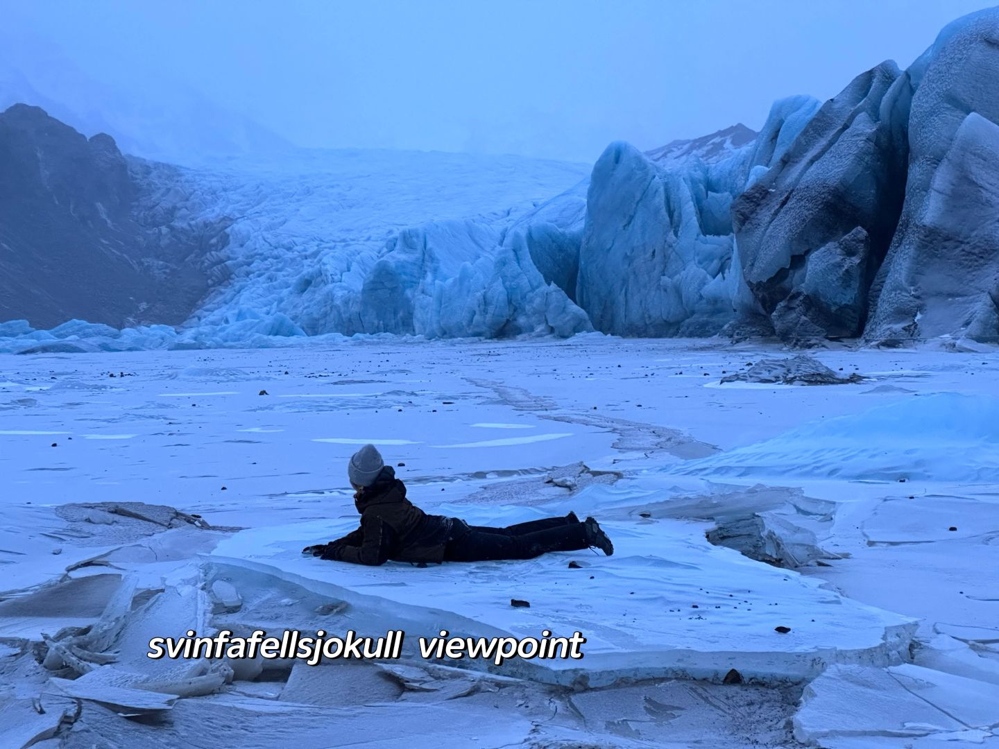 二刷冰岛：去不一样的地方吧（完全无打卡
在冰岛玩的真理就是“最好的风景都在路上”