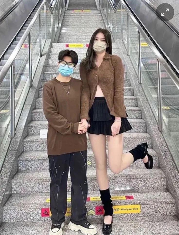 我和我男朋友，我身高186cm你猜他多高
