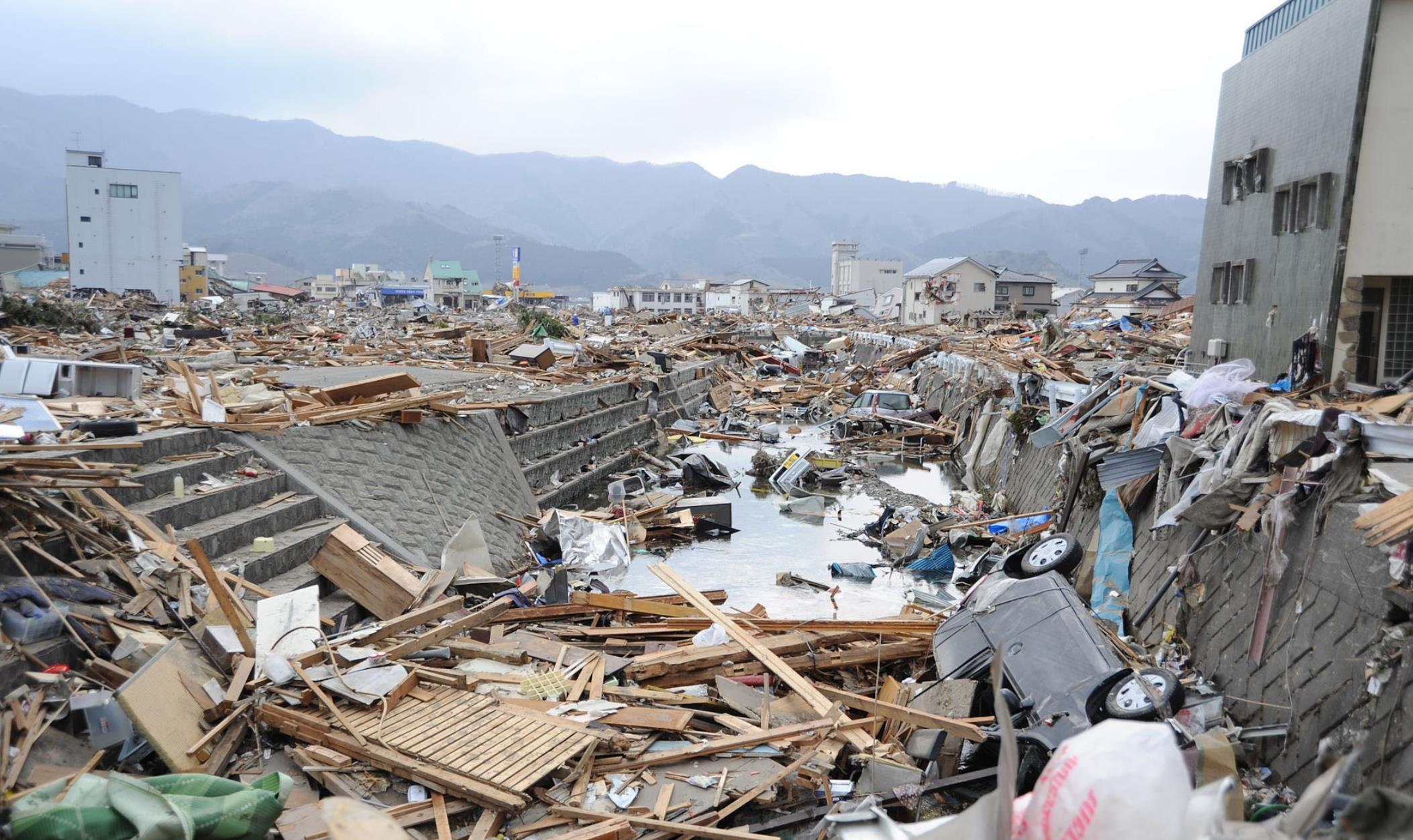 日本新年第一震，1月1日日本石川县能登半岛发生7.4级地震，地震引发的海啸高达5