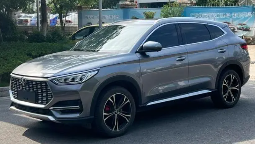 比亚迪宋Plus致命缺点，差点把我撂在路上
   这个比亚迪宋Plus，最大的优