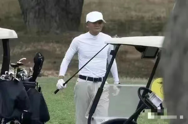 美国首富造火箭，中国首富做预制菜
马老师在减持套现几千亿以后，又开始盯上百姓手里