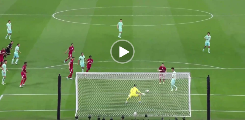 徐亮作为一个曾经的职业球员，什么是空门都不知道吗？韦世豪这球没进，的确有些可惜，