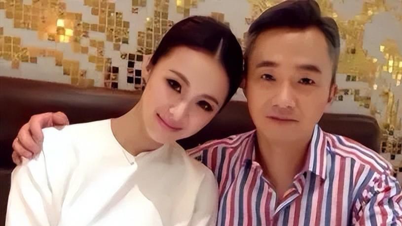 万万没想到，她24岁嫁给42岁患病的程雷，如今却成了人生赢家