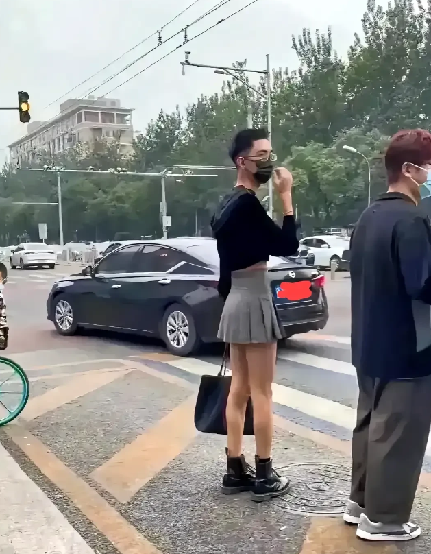 这就是年轻人所谓的时尚潮流吗？