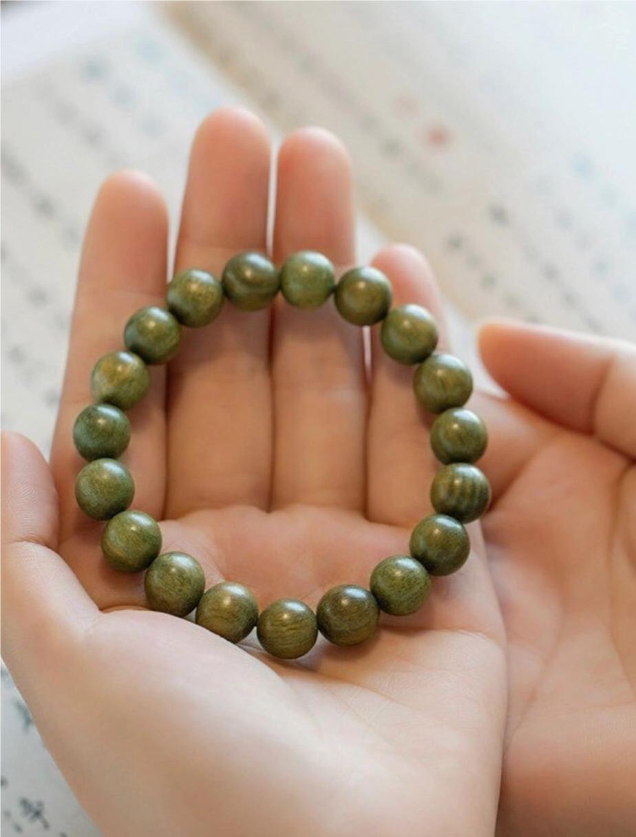 如何挑选一款优秀的绿檀手串？