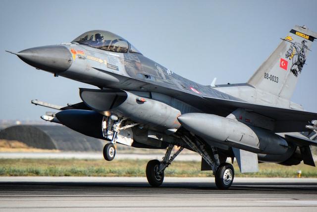 不得不承认，美国在地缘平衡方面玩得特别溜。近期，美国国务院通知国会其批准向土耳其