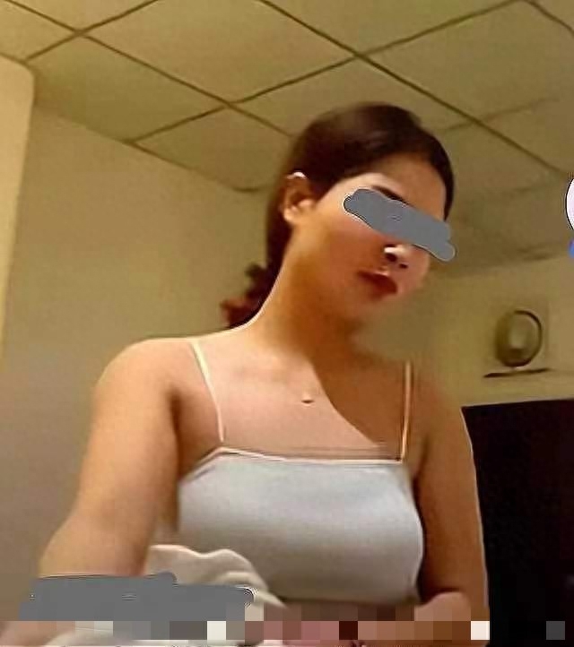 中年夫妻去酒店，没想到丈夫几分钟就完事，妻子意犹未尽，就这，这是一个关于中年夫妻