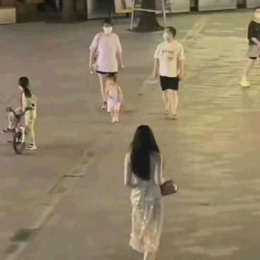 这兄弟，家教一定很严格吧