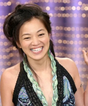 2013年，36岁的主持人阿雅突然发现自己怀孕了，她立刻联系孩子爸爸，找到大自己