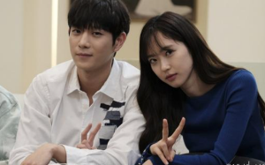 女朋友闺蜜局从不带我，直到我看见她约着小奶狗和闺蜜一起打台球